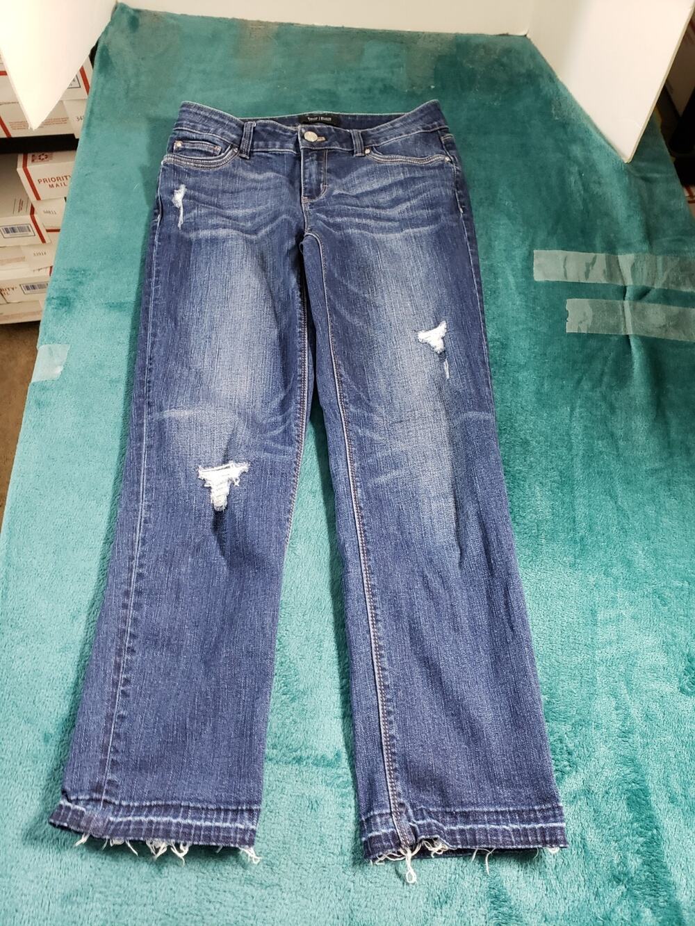 White House Black Market Jeans Size 0 Womens Blue Ladies Mid Rise Slim Crop